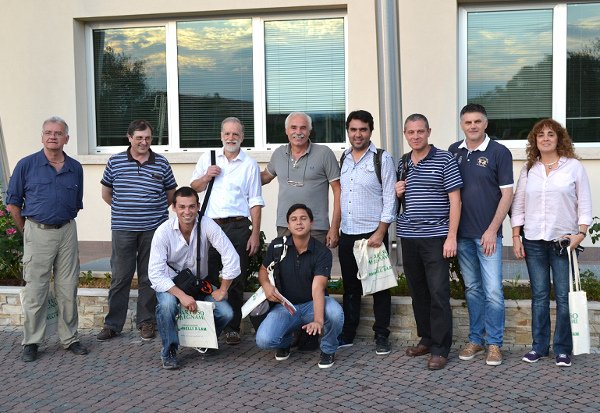 Foresto industria - El presidente de la Asociación Foresto Industrial de Jujuy, Fernando Ortíz, junto a otros directivos de la institución, durante el recorrido realizado por los sectores foresto industriales de Italia. Foresto industria - El presidente de la Asociación Foresto Industrial de Jujuy, Fernando Ortíz, junto a otros directivos de la institución, durante el recorrido realizado por los sectores foresto industriales de Italia.