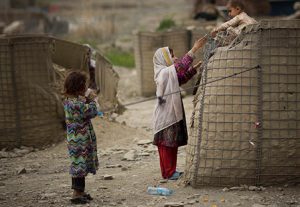 Niños en un campamento de refugiados