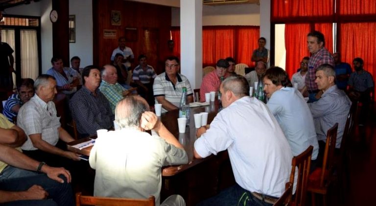 AFOME: Pequeños productores forestales reclaman representatividad en la Mesa de Competitividad que encabeza Macri en Misiones