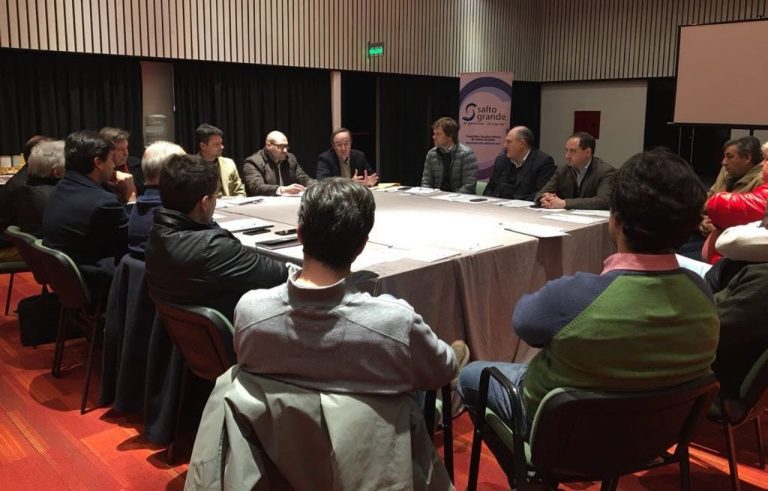 Autoridades nacionales se reunieron con madereros de la región de Salto Grande, Entre Ríos