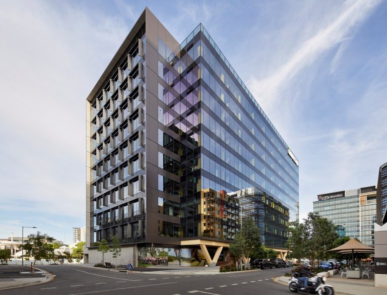 Estructuras de madera para un diseño más natural: La torre de madera más alta de Australia fue inaugurada en Brisbane