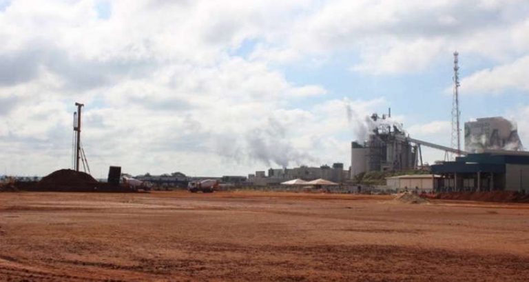 Eldorado Brasil inició en Três Lagoas la construcción de una planta de energía con eucalipto 