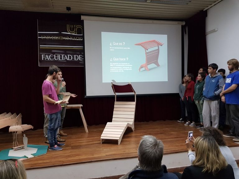 Cerró en Oberá el Madera ]+[ con presentación de nuevos prototipos de diseño industrial de muebles