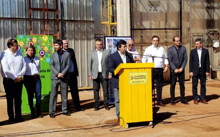 Mejora de la productividad: Gobierno, INTI y empresas madereras de Santo Tomé participan de programa de formación de recursos humanos
