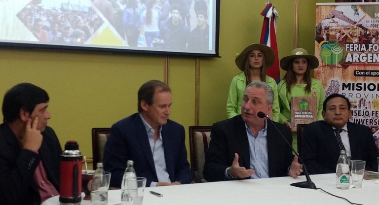 Los gobernadores Passalacqua y Bordet acompañaron el lanzamiento oficial de la Feria Forestal Argentina 2019
