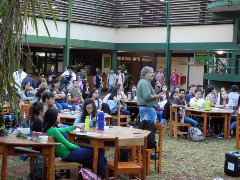 «Mate científico» en la Facultad de Forestales de Eldorado