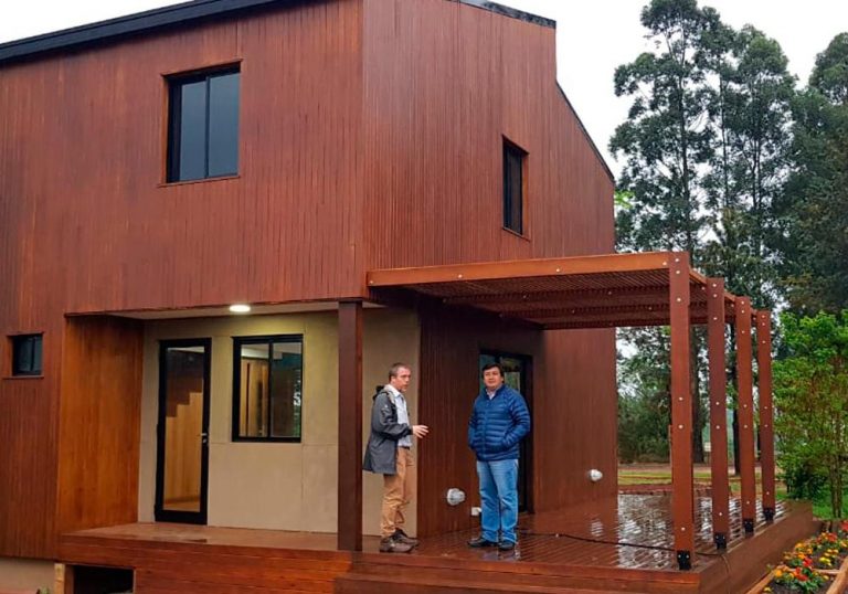 En Corrientes promueven capacitaciones en construcción con madera como motor de empleo