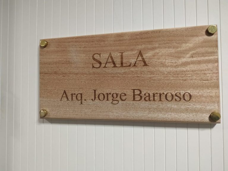 Nueva Sala “Arq. Jorge Barroso” fue inaugurada en CADAMDA en memoria y trayectoria del reconocido profesional