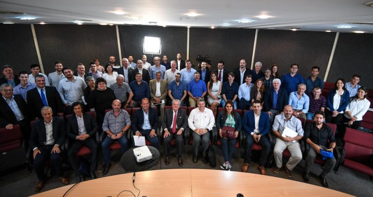 La Red Argentina de Municipios frente al Cambio Climático adoptaron compromisos de reducción de emisiones y Carbono Neutral al 2050 que sellarán ante la COP25