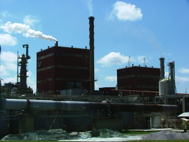 Más de 2.300 personas trabajarán en mayo en la parada anual de la planta de Celulosa de Arauco en Misiones