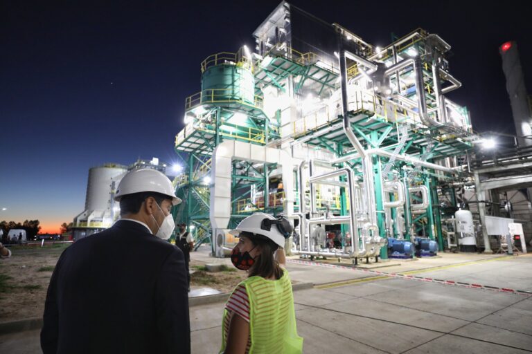Transición energética | Desde el BID advierten que la región requiere de inversión en energías renovables, integración energética regional e infraestructura resiliente