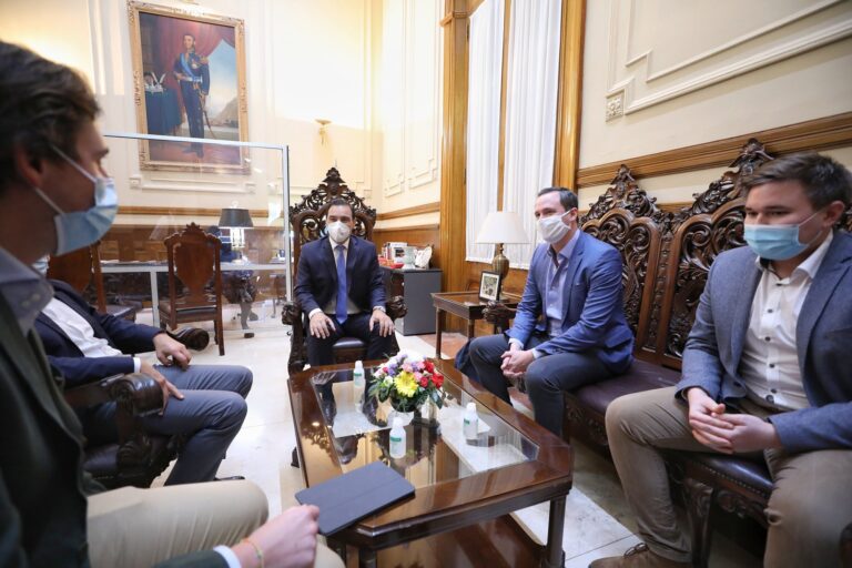 Garabí y ACONTimber ratificaron una inversión de U$S 100 millones al gobernador Valdés y apuntan a consolidar un polo foresto-industrial en la zona de Virasoro – San Alonso