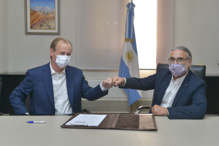 Entre Ríos: firmaron un acuerdo en la Nación y la Provincia por más de 200 millones de pesos para destinar a la instalación de un Centro Foresto Industrial y un secadero de madera
