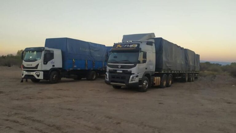 San Juan: llegaron las primeras casas de madera donadas por Misiones para dar respuesta habitacional a damnificados por el terremoto en Pocito 