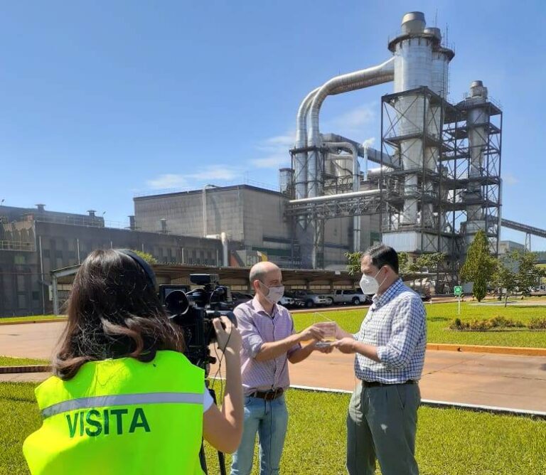 En Arauco trabajan a capacidad plena y con buenas expectativas del mercado a futuro