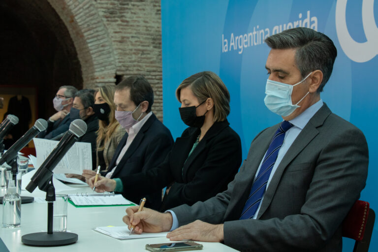 Gustavo Beliz: «El Consejo Económico y Social argentino y el Comité de la UE avanza en un vínculo de trabajo activo y productivo con la sociedad civil para definir políticas públicas en conjunto»