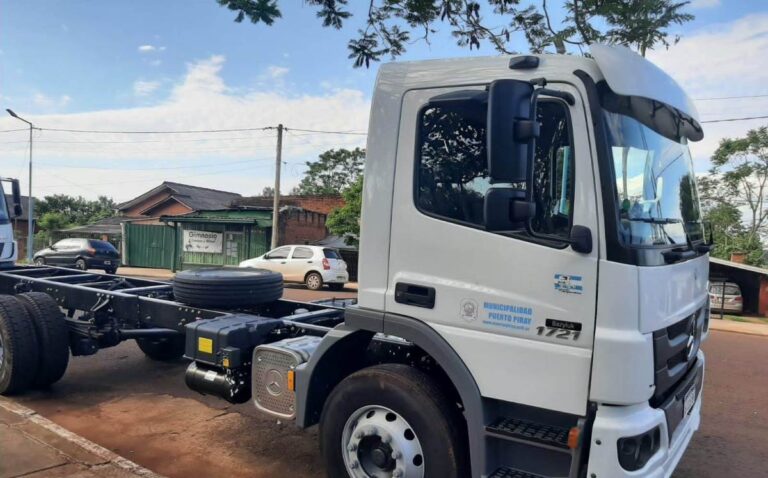 Arauco donó un camión compactador a la Municipalidad de Puerto Piray