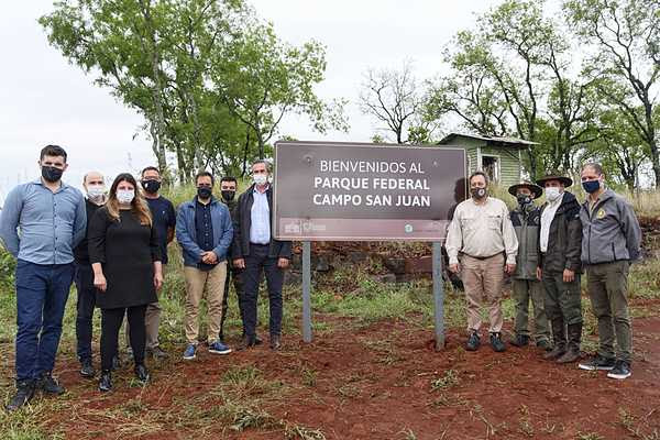 La Nación destinó a Misiones una millonaria inversión en equipamientos GIRSU y oficializó la firma de convenio para la creación del primer Parque Federal Campo San Juan