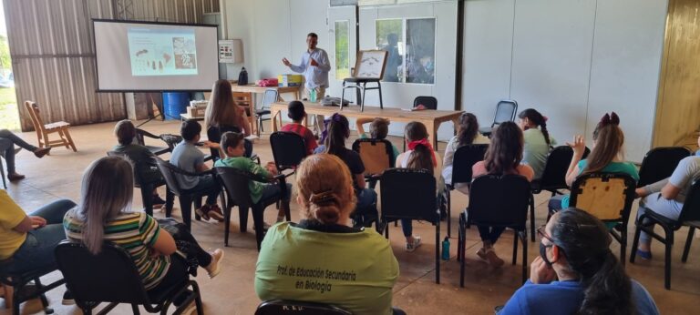 Misiones: InFoPro e INTA realizaron una jornada de capacitación para productores sobre Control de Hormigas