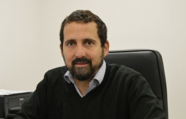 Entrevista a Horacio Simes, economista y académico de la UNaM: «Es necesario revalorizar la perspectiva ética del desarrollo en relación al ambiente»