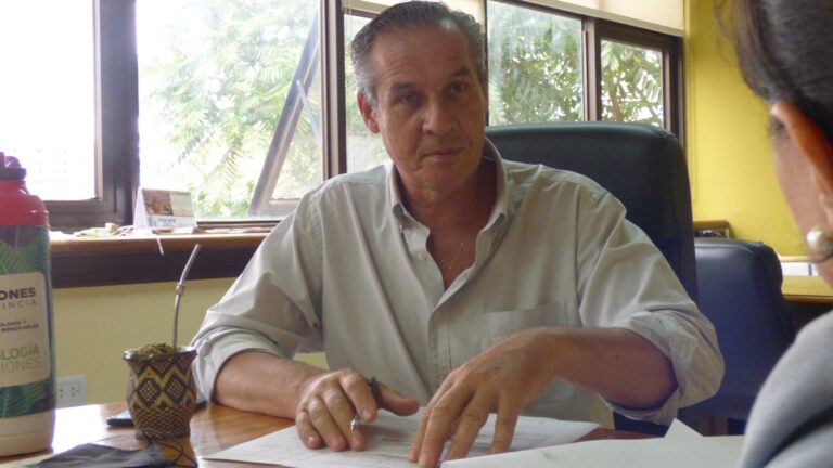 Mario Vialey, ministro de Ecología de Misiones: «El Parque Welzc tiene el desafío futuro de su restauración en casi el 90% del área protegida ante el daño por intrusión»