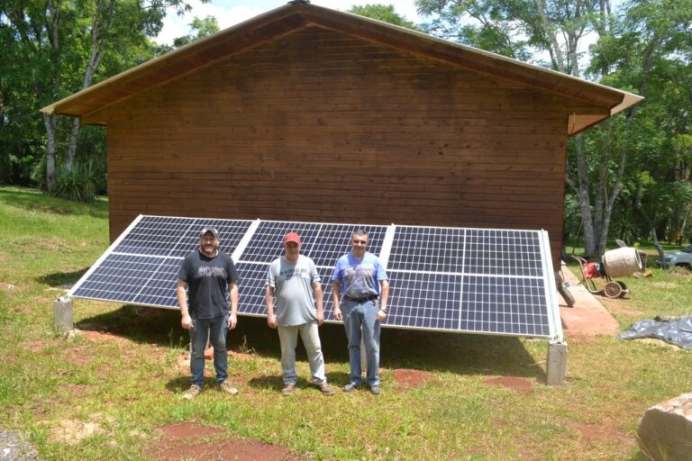 Misiones: instalaron un sistema fotovoltaico como alternativa de generación de energía en la Reserva de Uso Múltiple Guaraní