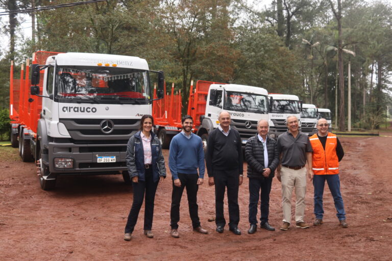 Arauco Argentina adquirió 20 nuevas unidades para su flota de transporte forestales