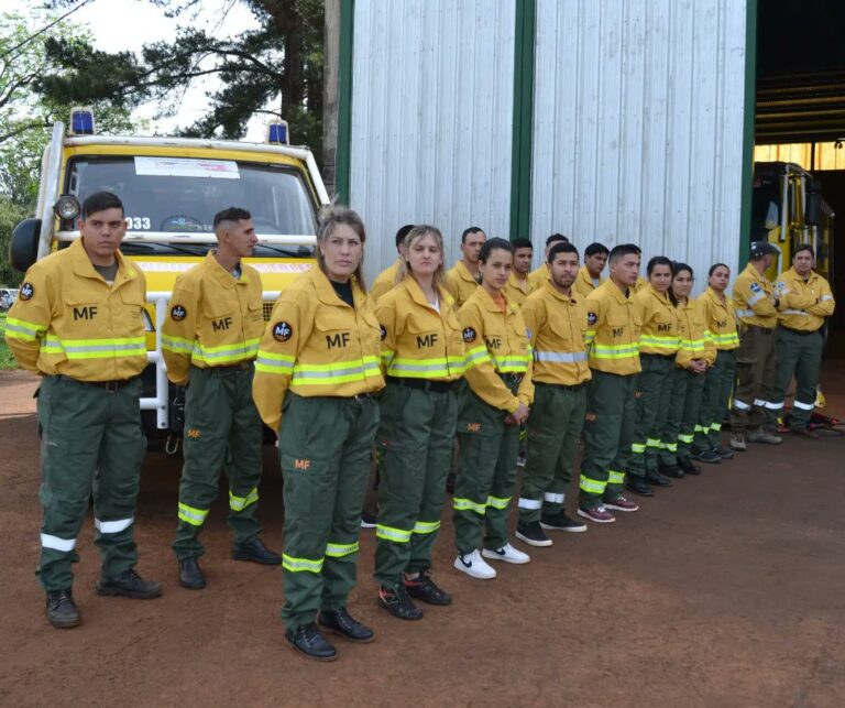 Misiones planifica con la Nación la lucha contra los incendios forestales: capacitación, entrenamiento e inversión en brigadistas y equipamientos