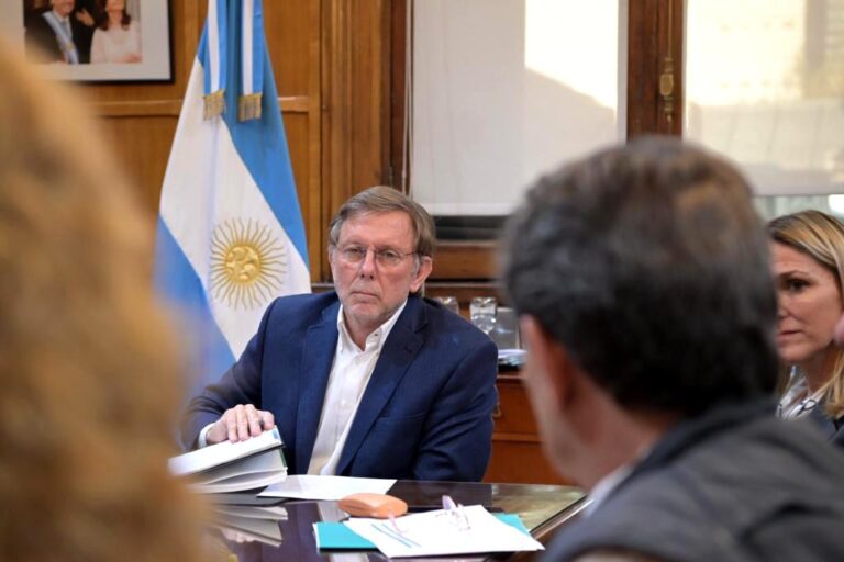 Ley 25.080 | Agricultura incrementaría a 520 millones de pesos el presupuesto 2022 para afrontar la millonaria deuda con los productores forestales 