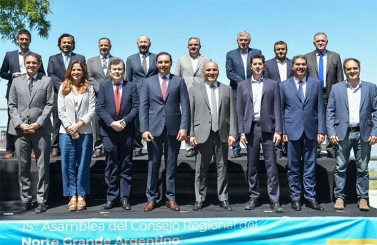 La construcción con viviendas de madera en la agenda de gobernadores de la Región Norte Grande
