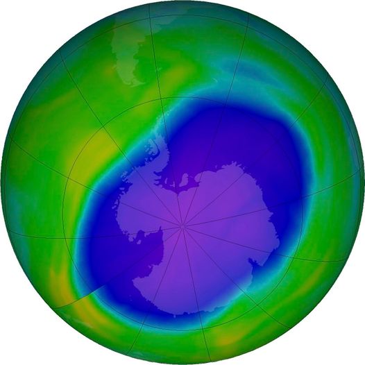La capa de ozono va camino de recuperarse gracias a la prohibición de sustancias químicas, que ayuda a mitigar el calentamiento global