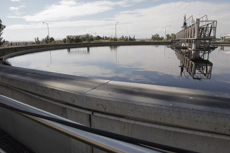 La industria de la celulosa y papel logra más eficiencia, reduciendo el uso del agua en el proceso de fabricación