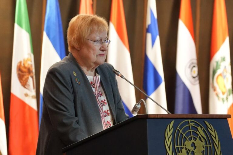 CEPAL | Tarja Halonen disertó sobre la dimensión social de la Agenda 2030 y el desafío que el mundo tiene por delante