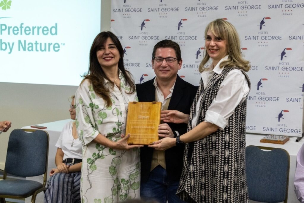 Preferred by Nature distinguió a operadores y empresas hoteleras de Misiones por sus 10 años de participación en el programa de certificación internacional