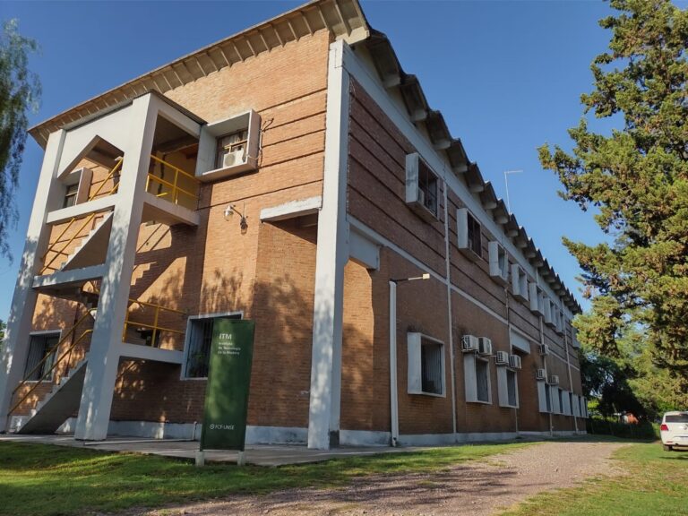 El Instituto de Tecnología de la Madera de la FCF-UNSE cumplió 56 años de aportes al desarrollo de la industria forestal