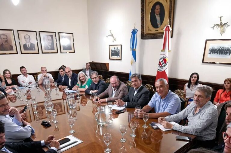 Eliminación de retenciones a exportaciones forestales y Reforma Laboral: el diálogo como clave para soluciones
