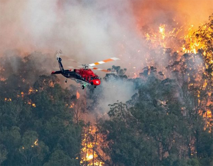 Australia | Un muerto y miles de personas sin electricidad por tormentas e incendios en el Parque Nacional Grampians