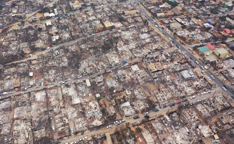 La crisis climática y los cambios productivos en el uso del suelo aumentarán el riesgo de incendios forestales en Chile y países de la región