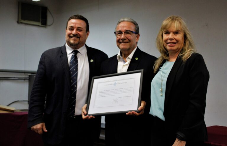 La Universidad Nacional de Misiones reconoció al Dr. Carlos Galián como Profesor Consulto