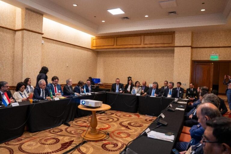 Argentina, Brasil, Paraguay y Uruguay impulsan cooperación transfronteriza en la gestión del Acuífero Guaraní