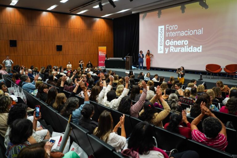 Mujeres rurales | Con expertas de cuatro países y más de 200 participantes, cerró el 1º Foro Internacional de Género y Ruralidad