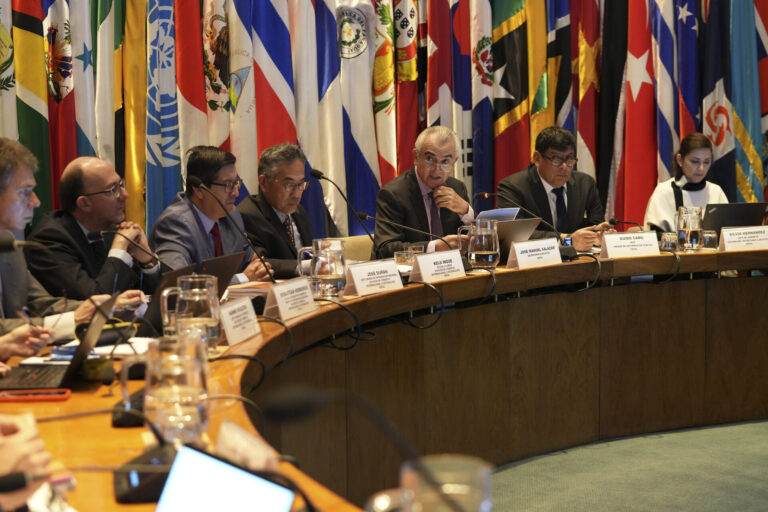 El valor de las exportaciones de bienes de América del Sur crecerá un 5% en 2024, según el nuevo informe de la CEPAL