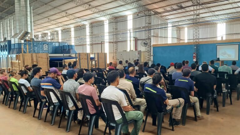 Misiones | Toll Maderas lleva adelante el proceso de audiencias públicas para informar de su nueva planta de generación de energía renovable, una inversión de USD 15 millones