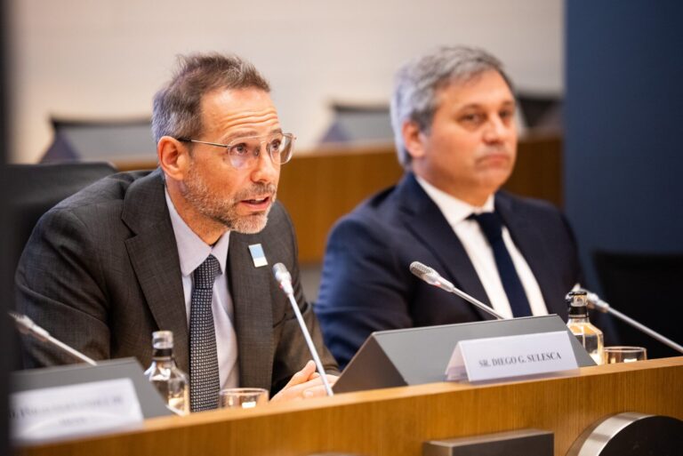 España | Argentina presentó en Madrid sus estrategias para atraer inversiones: beneficios fiscales y estabilidad a largo plazo a través del RIGI