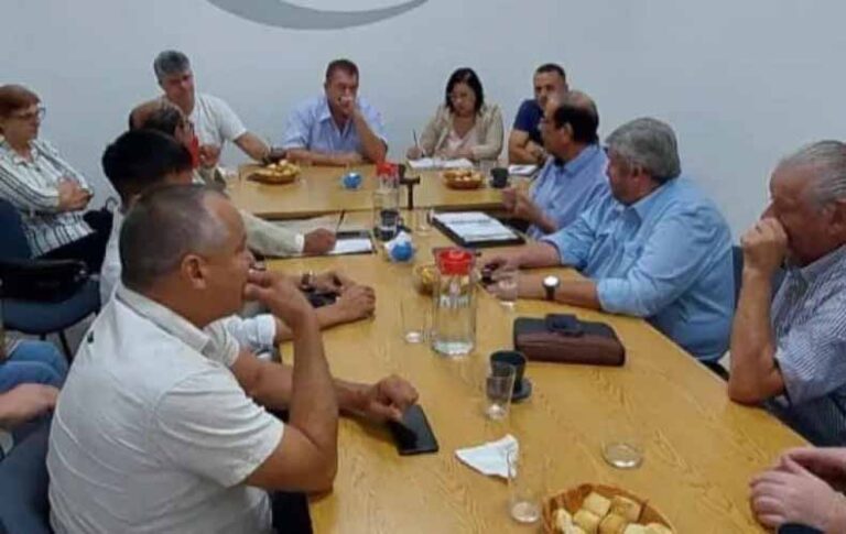 Chaco | Productores y empresarios alertan sobre deforestación ilegal, caída de precios de la madera y falta de regulaciones