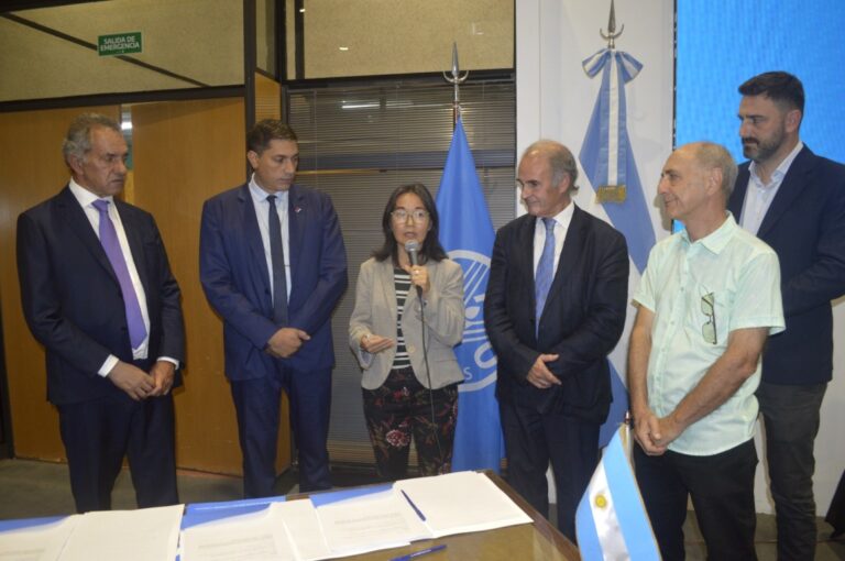 Fondo Verde del Clima | FAO, Nación y Gobierno de Misiones firman acuerdo de 1.5 millones de dólares para invertir en la Cuenca Forestal Yabotí