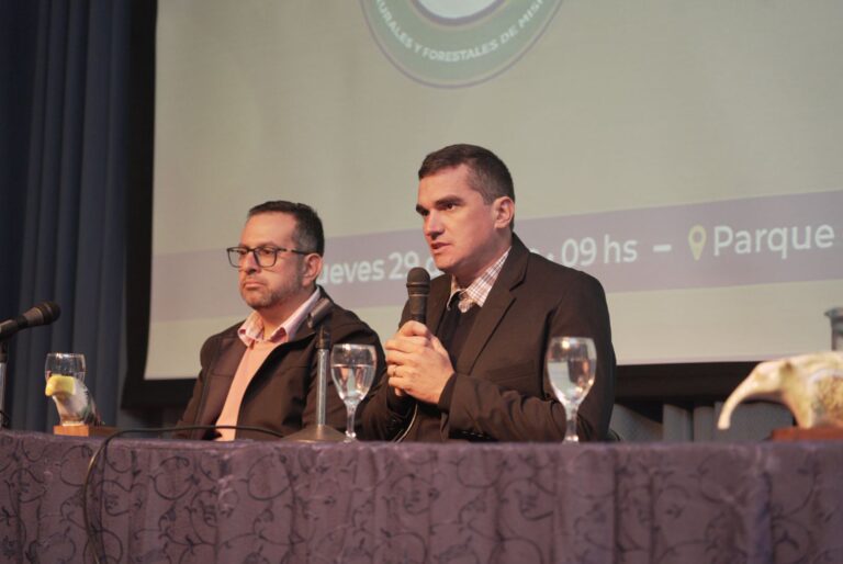 FARM FORUM Misiones | Ante más de 200 productores y dirigentes, cuatro frentes políticos analizaron el escenario productivo agrario y forestal