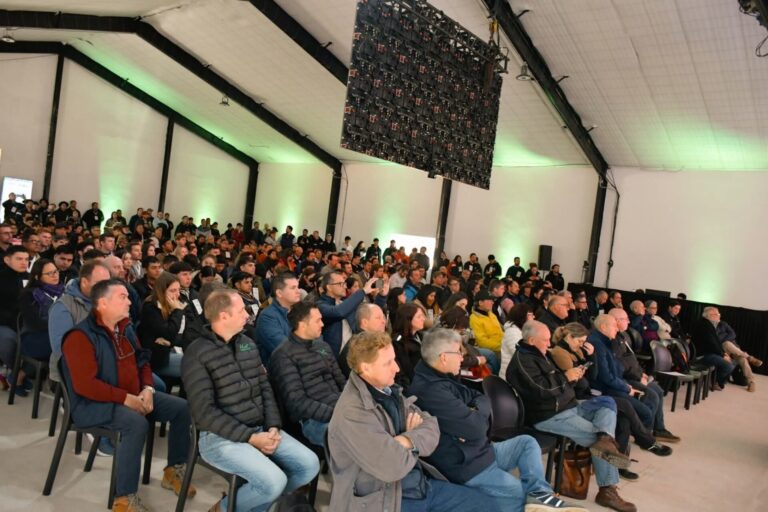 Innovación, protección forestal y resina: los temas que dominaron la jornada técnica de la 1° Expo Foresto-Industrial en Corrientes