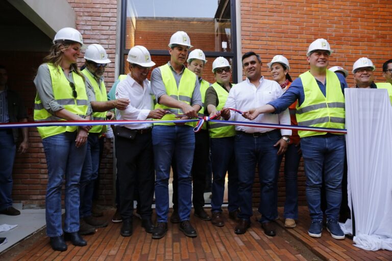 Paraguay | Inauguraron el nuevo Biocomplejo Forestal Petricor en Caazapá con más de 100 empleos directos