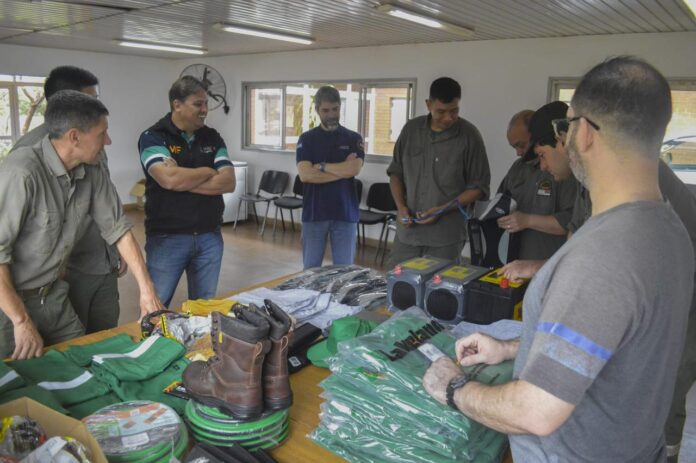 Septiembre Entregan Equipos de incendio 2